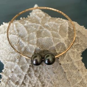 Beautiful Double Tahitian Pearl Bangle